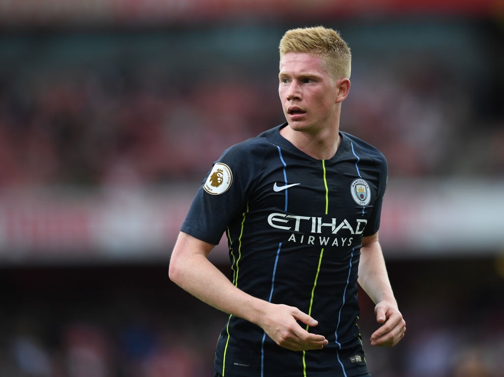 Manchester City's Kevin De Bruyne is set to face months out with a knee injury and his club might regret not signing Fred when they had the chance. (Photo courtesy: AFP/Getty)