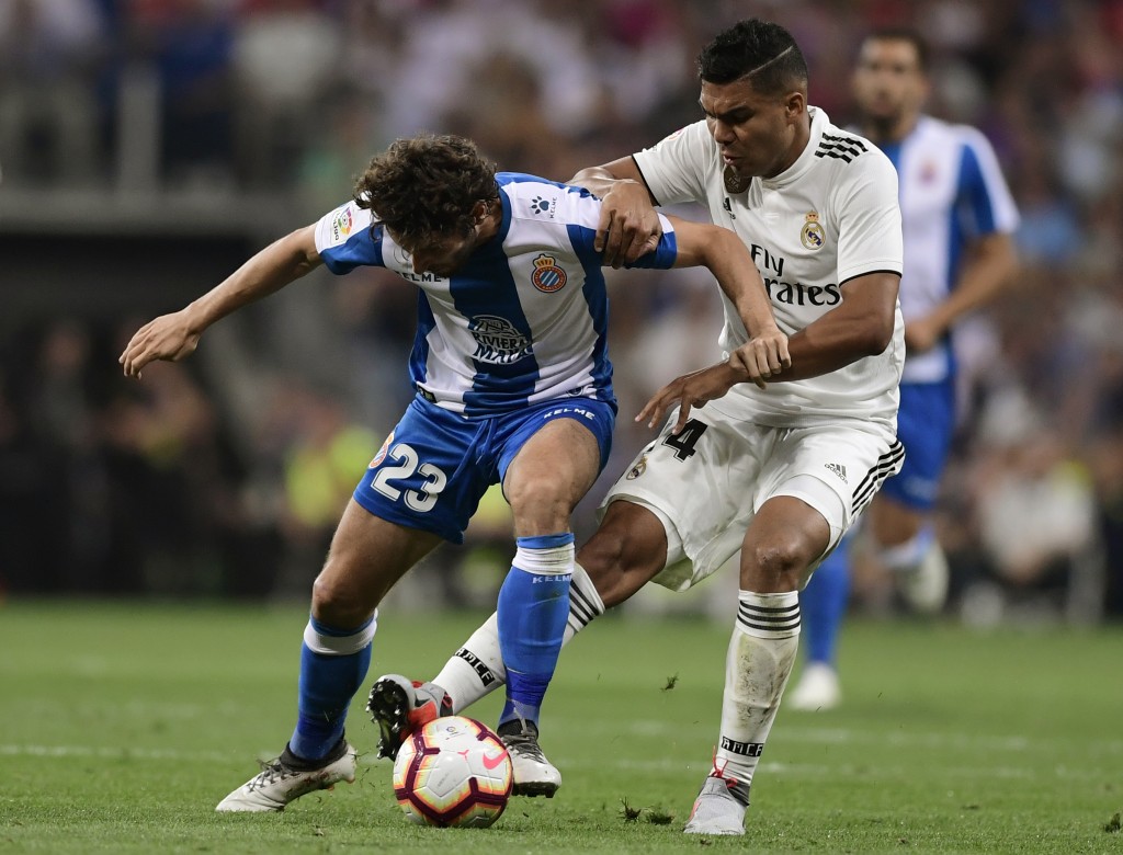 Casemiro was typically solid in the middle (Photo by JAVIER SORIANO/AFP/Getty Images)