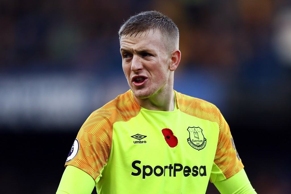 LONDON, ENGLAND - NOVEMBER 11: Everton goalkeeper Jordan Pickford reacts during the Premier League match between Chelsea FC and Everton FC at Stamford Bridge on November 11, 2018 in London, United Kingdom. (Photo by Bryn Lennon/Getty Images)
