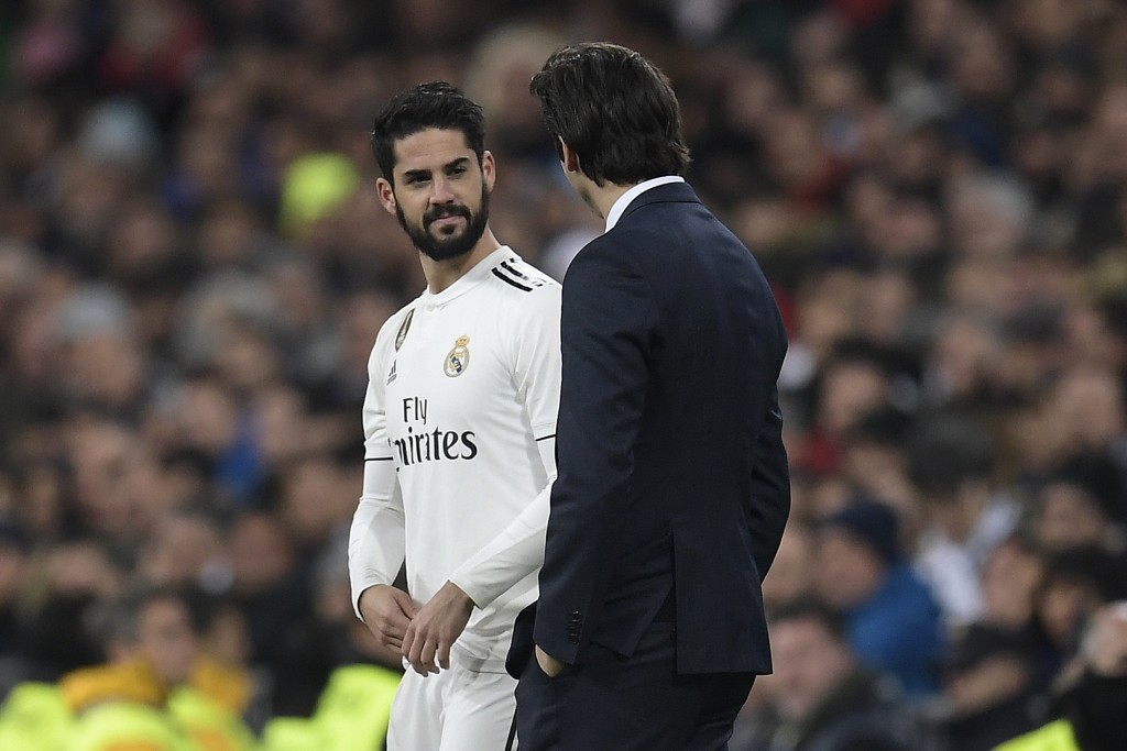 Isco and Solari haven't really seen eye to eye since the Argentine's appointment. (Photo by Oscar del Pozo/AFP/Getty Images)