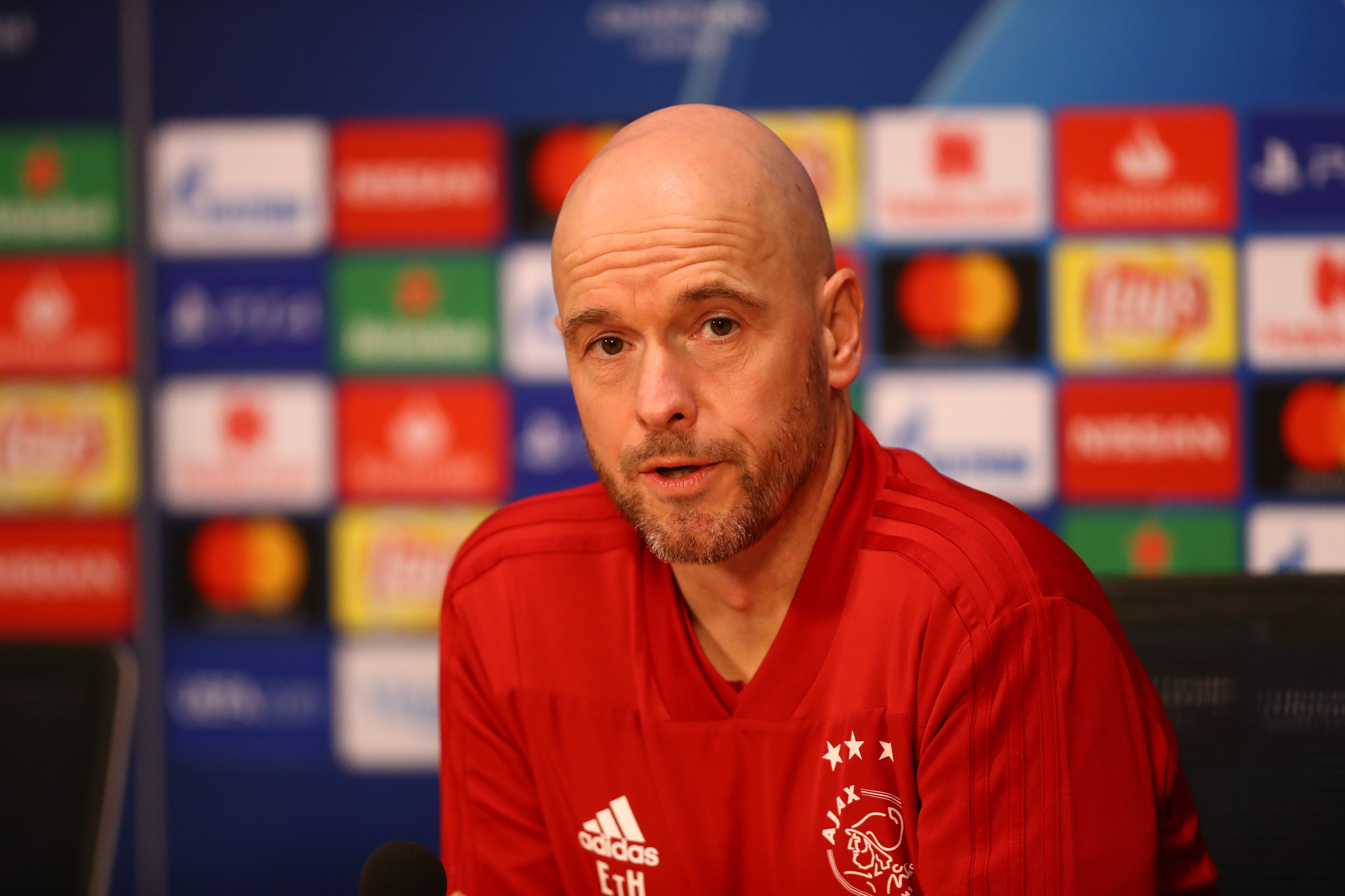 Erik ten Hag's side have been in brilliant form (Photo by Dean Mouhtaropoulos/Getty Images)