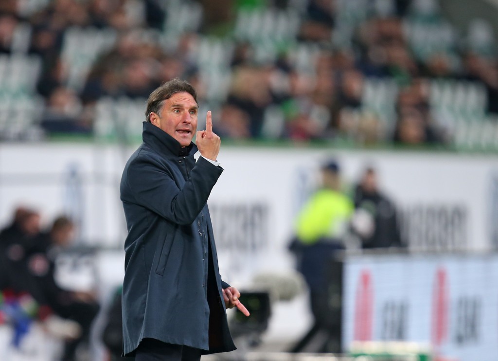 WOLFSBURG, GERMANY - MARCH 16: Bruno Labbadia, head coach of VfL Wolfsburg gestures during the Bundesliga match between VfL Wolfsburg and Fortuna Duesseldorf at Volkswagen Arena on March 16, 2019 in Wolfsburg, Germany. (Photo by Cathrin Mueller/Bongarts/Getty Images)