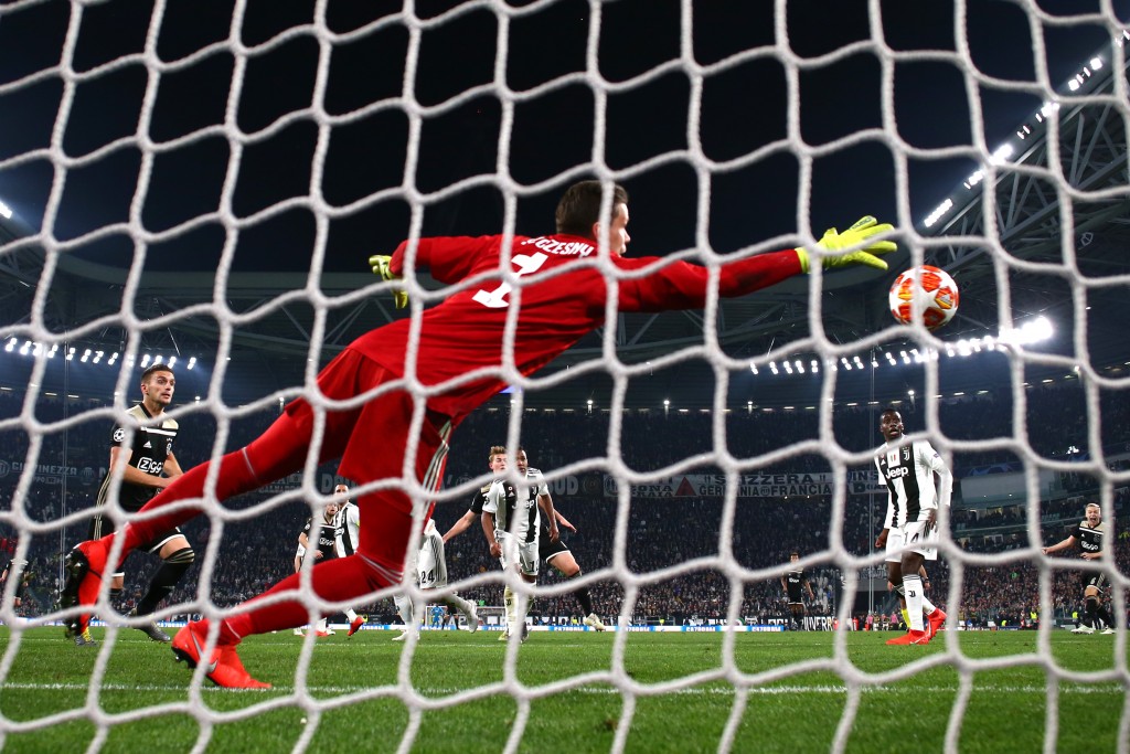 Szczesny made two good saves but could not keep De Ligt's header out (Photo by Michael Steele/Getty Images)
