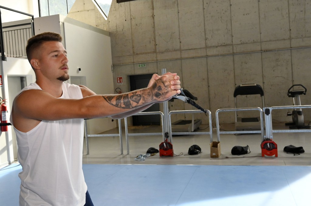 Edging closer to Manchester United? (Photo by Marco Rosi/Getty Images)