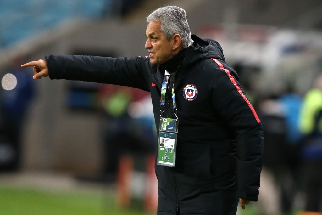 PORTO ALEGRE, BRAZIL - JULY 03: Reinaldo Rueda head coach of Chile gestures during the Copa America Brazil 2019 Semi Final match between Chile and Peru at Arena do Gremio on July 03, 2019 in Porto Alegre, Brazil. (Photo by Alexandre Schneider/Getty Images)