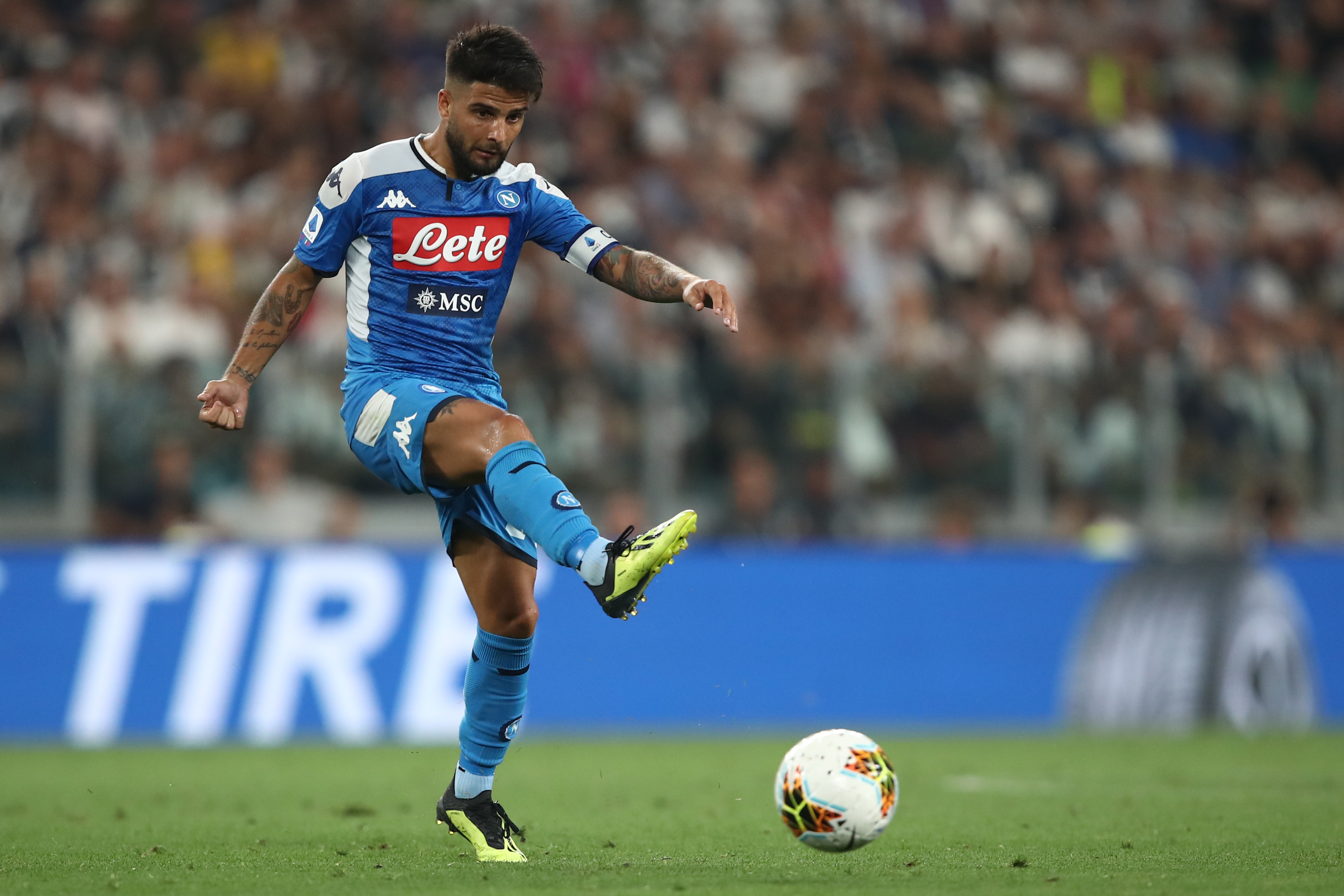 Will the Napoli captain lead by example? (Photo by Isabella Bonotto/AFP/Getty Images)