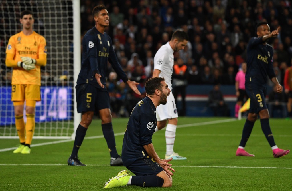 The Real madrid defence was in shambles (Photo by MARTIN BUREAU/AFP/Getty Images)