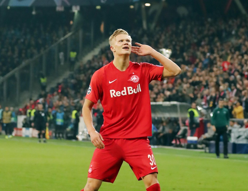 Will Haaland listen to Manchester United's call? (Photo by Stringer/Krugfoto/AFP via Getty Images)