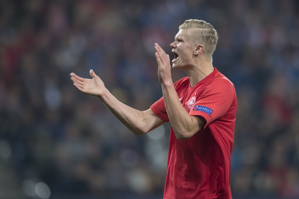 Manchester bound? (Photo by Andreas Schaad/Bongarts/Getty Images)