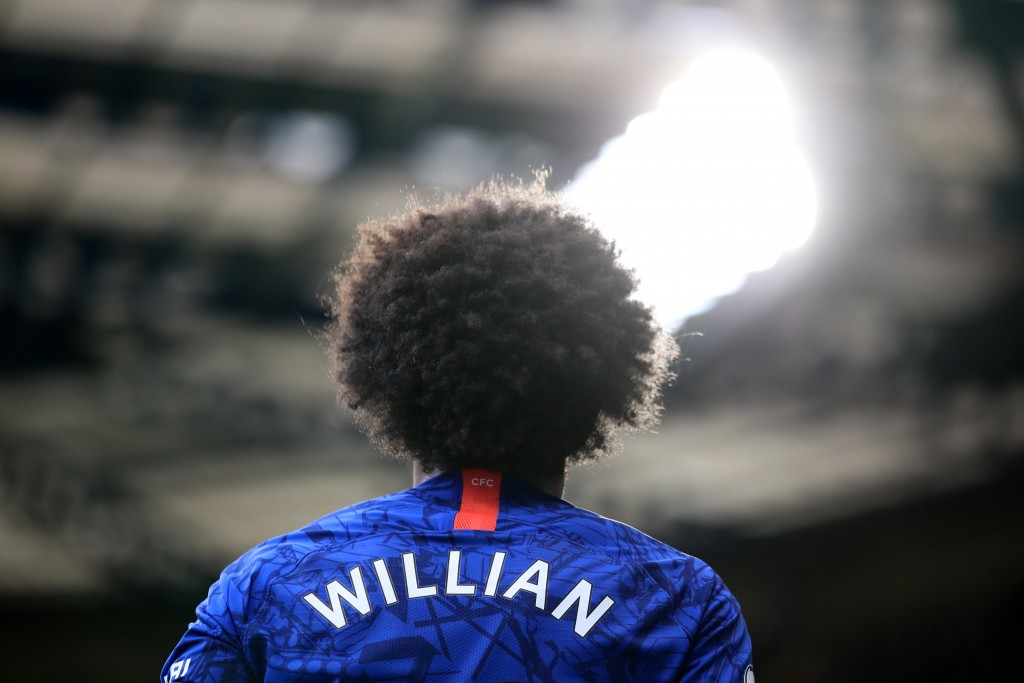 LONDON, ENGLAND - NOVEMBER 09: Willian of Chelsea during the Premier League match between Chelsea FC and Crystal Palace at Stamford Bridge on November 9, 2019 in London, United Kingdom. (Photo by Marc Atkins/Getty Images)