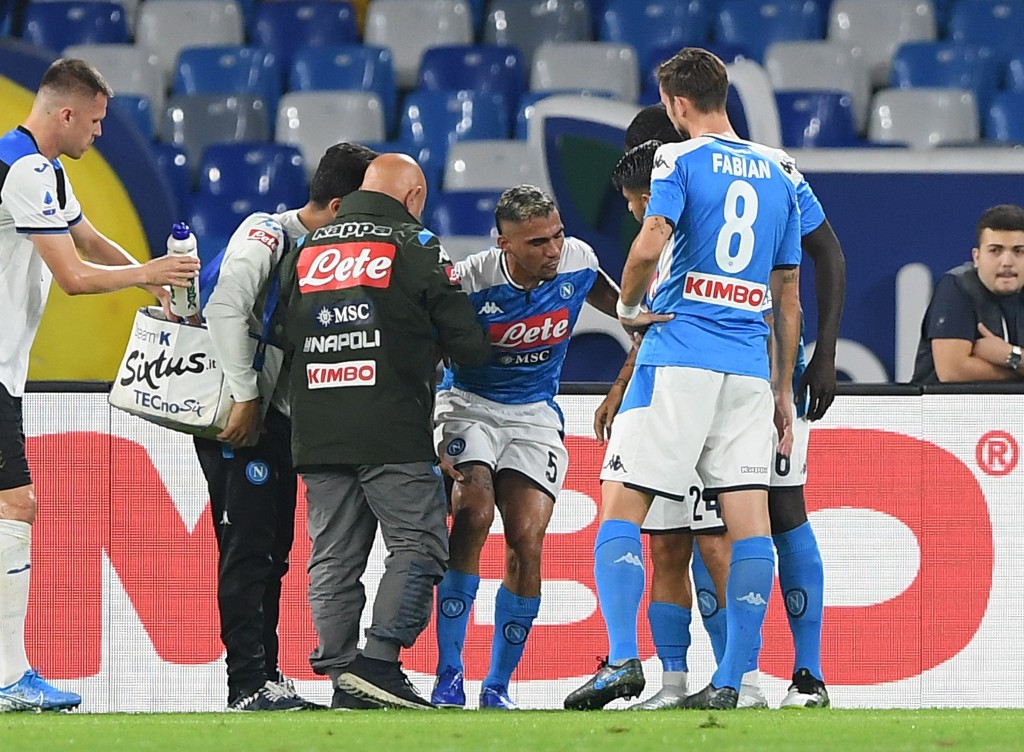 Allan misses out for Napoli. (Photo by Francesco Pecoraro/Getty Images)