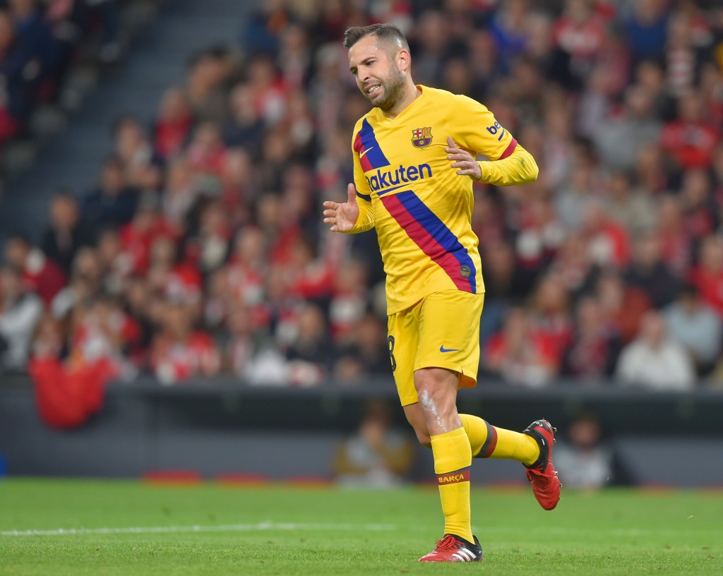 In fine touch. (Photo by Ander Gillenea/AFP via Getty Images)